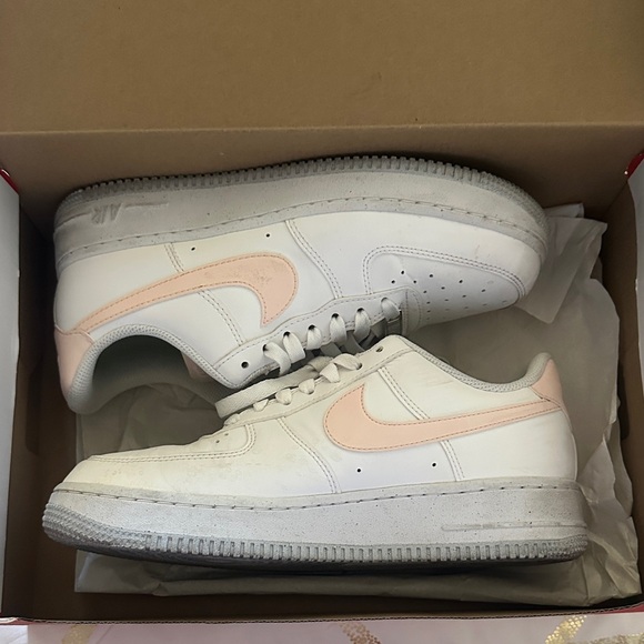Nike White and Light Pink Air Force 1 Sneakers - Picture 1 of 1
